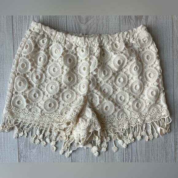 Altar'd State Pants - Altar’d State Eyelet Shorts Size M